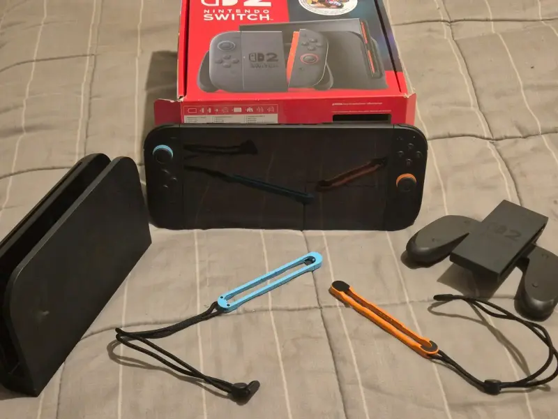 Consola Nintendo Switch V2 con Mario Kart 8 Deluxe - 4