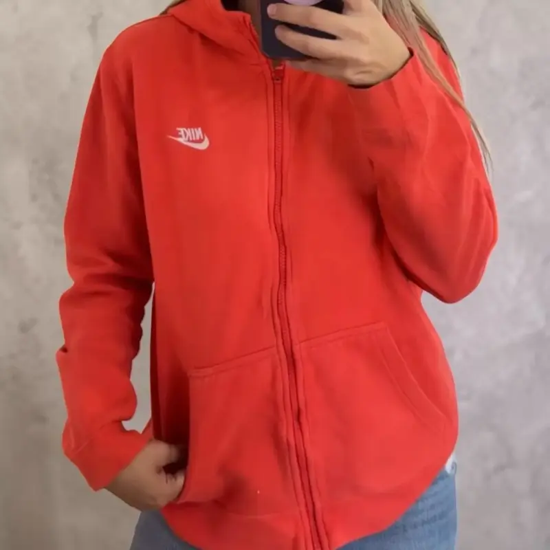 Polerón con capucha rojo Nike para mujer - 1