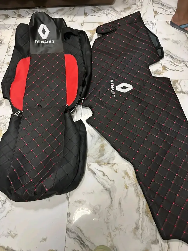 Fundas de asientos para auto Renault negras y rojas - 1