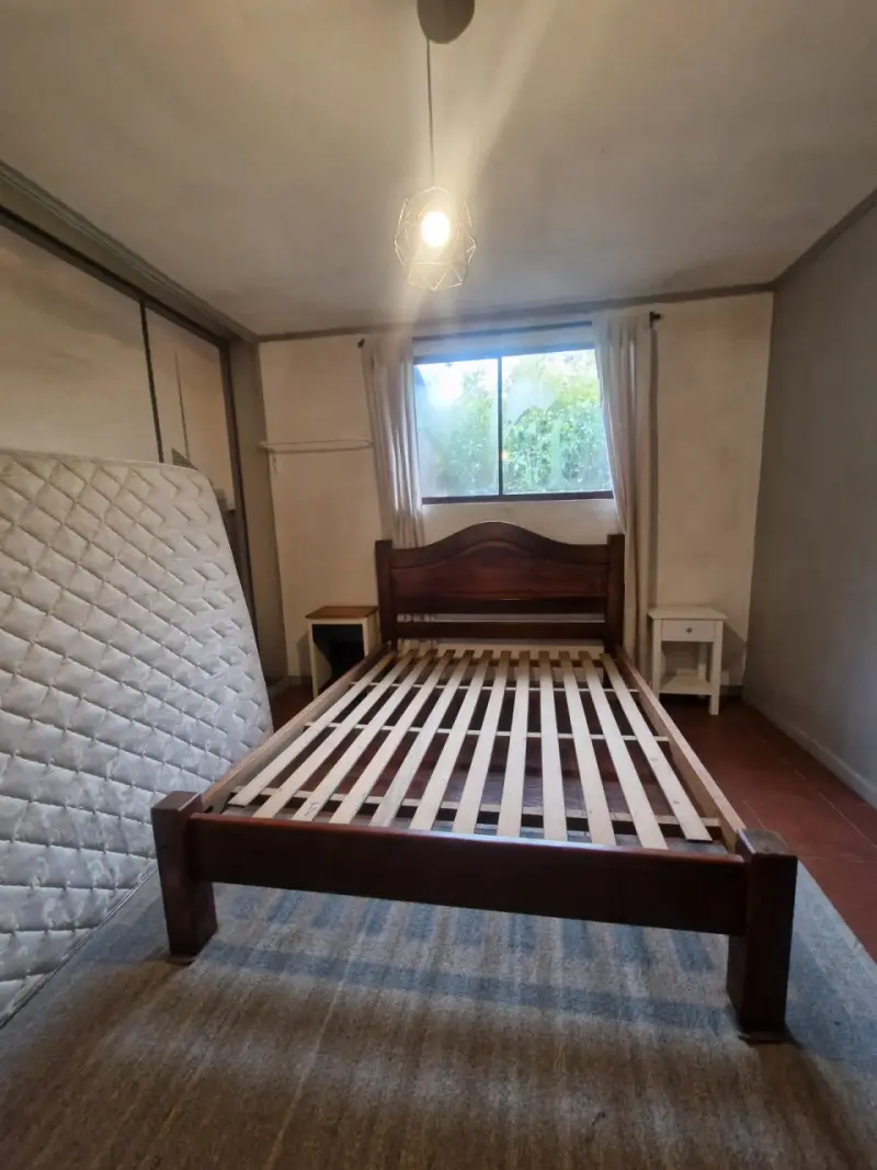 Cama de pino con somier - 1
