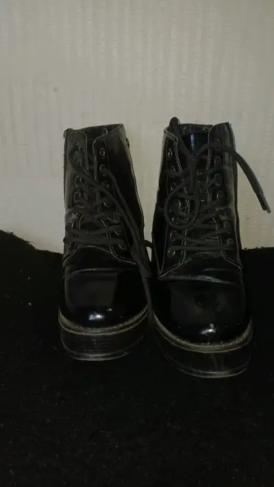 Botines de charol negro con plataforma - miniatura 2
