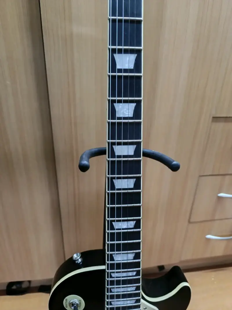 Guitarra Freeman estilo Les Paul sunburst - 4