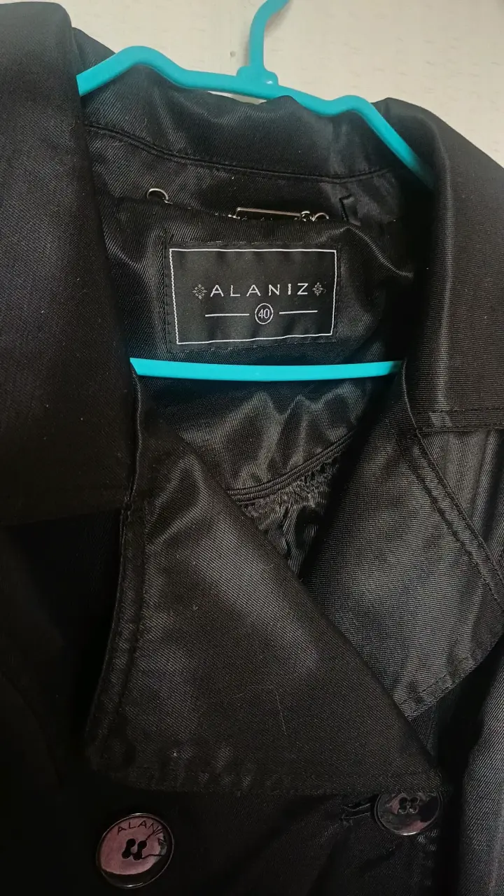 Abrigo negro Alaniz con cinturón - 2