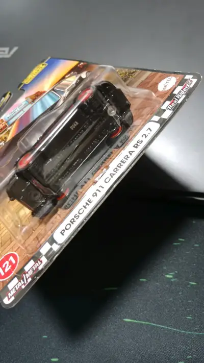 Hot Wheels Premium Porsche 911 Carrera RS 2.7 - miniatura 5
