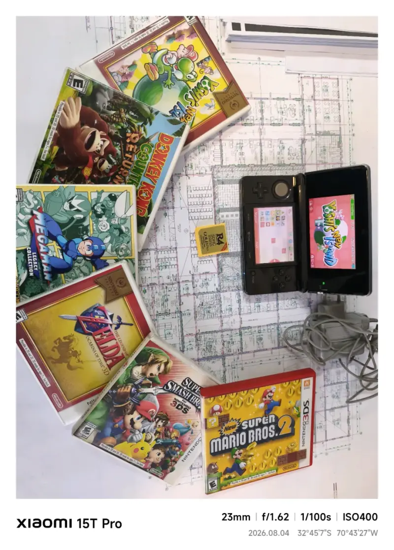 Consola Nintendo 3DS con juegos populares