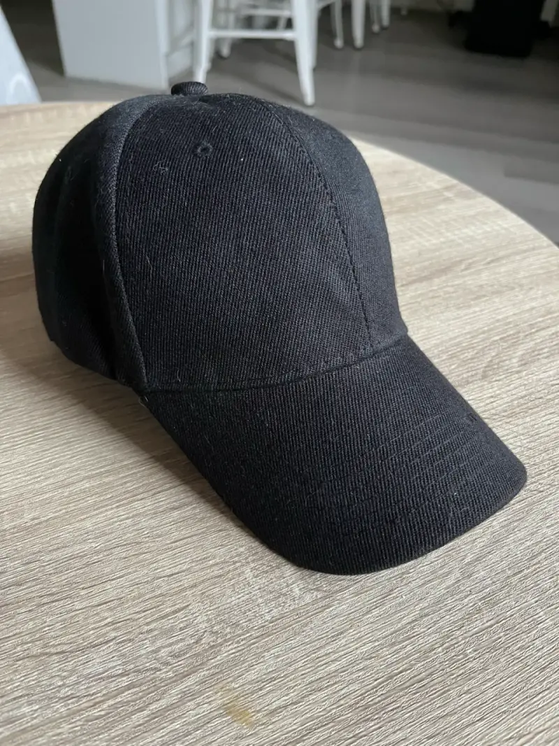 Gorra negra ajustable unisex - 1