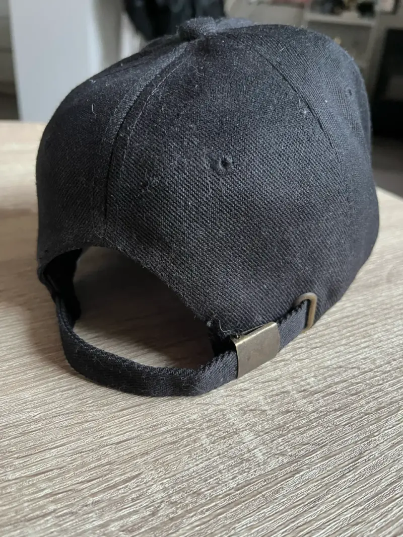 Gorra negra ajustable unisex - 2