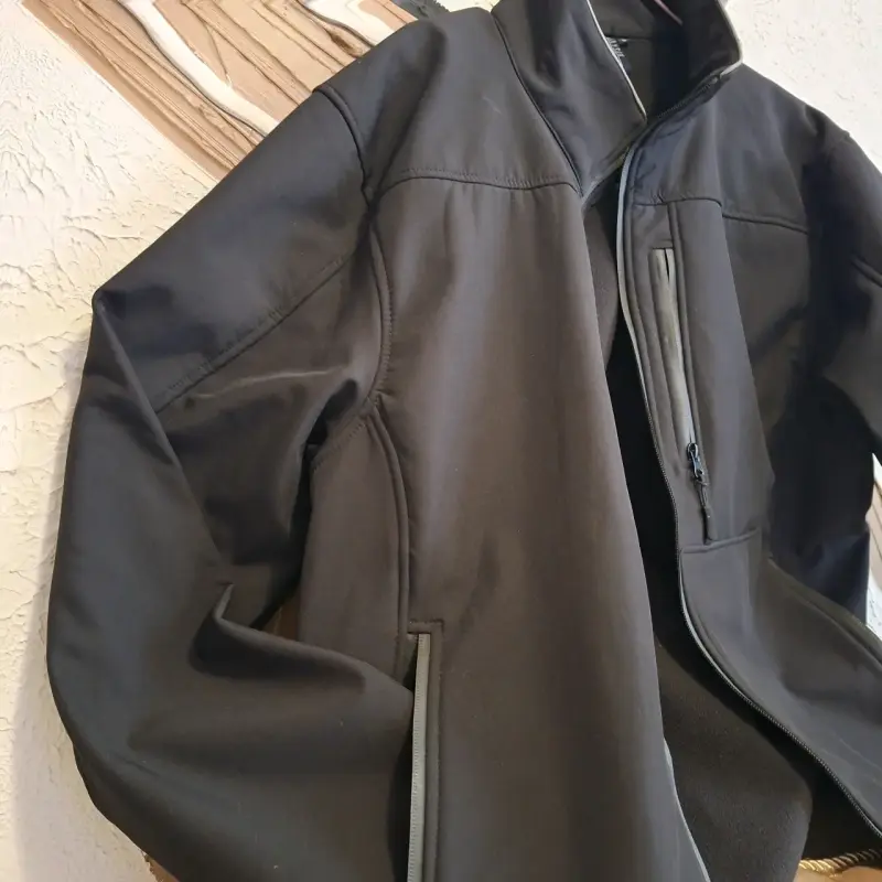 Chaqueta softshell negra talla L - 5
