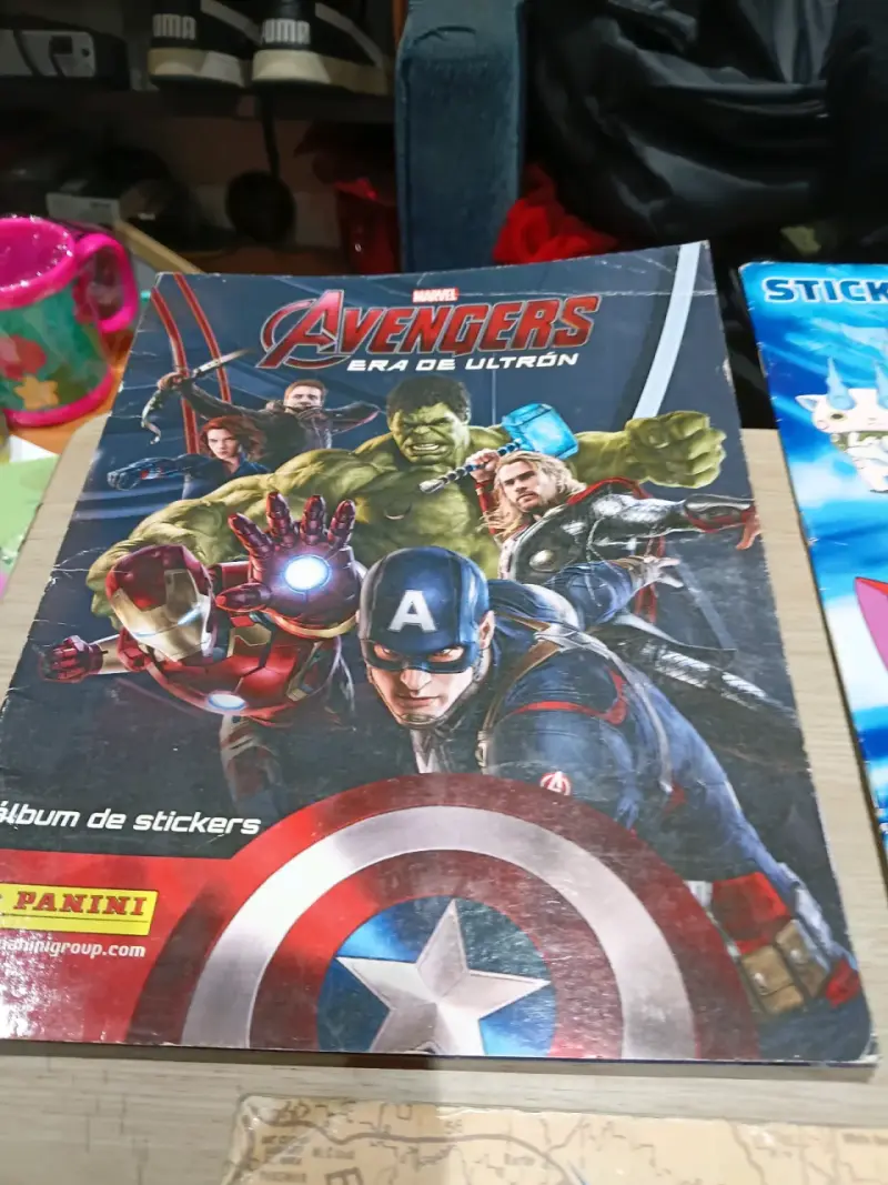 Álbumes de Stickers Avengers, Yo-Kai Watch y Cars - 3