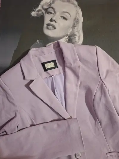 Blazer lila elegante para mujer - miniatura 1
