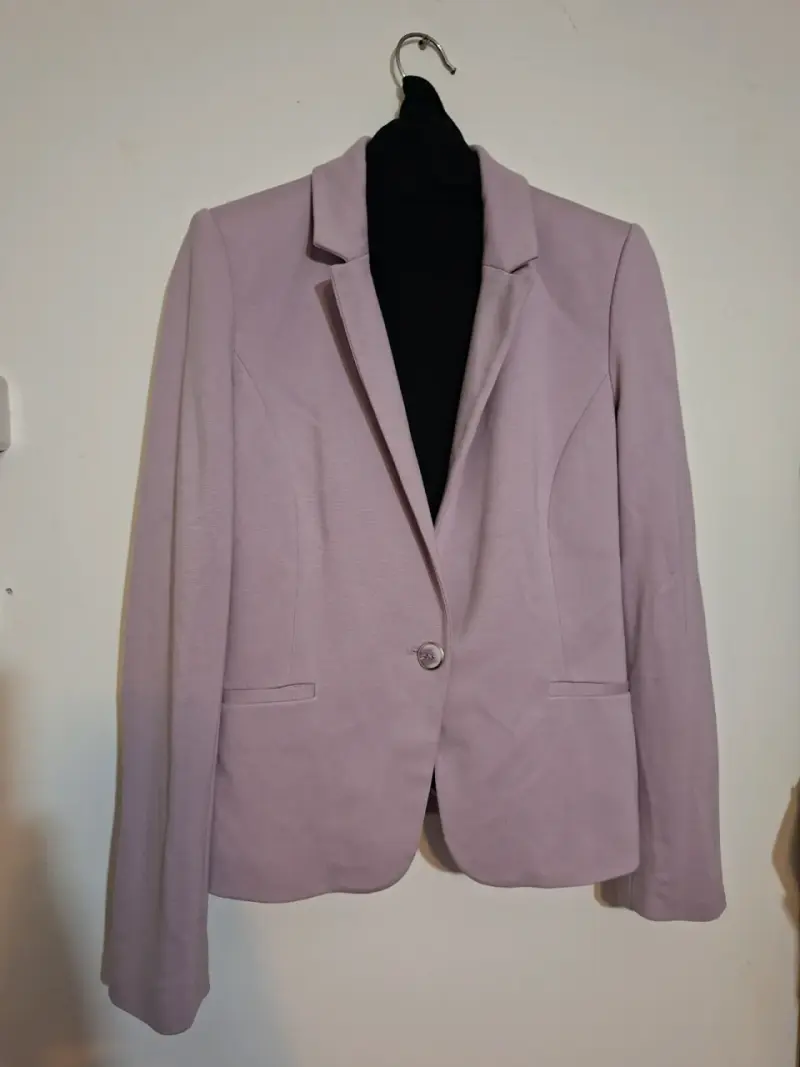 Blazer lila elegante para mujer - 2