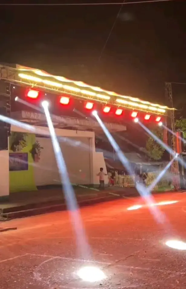 Luces de escenario LED 120W gobos colores prisma - 1