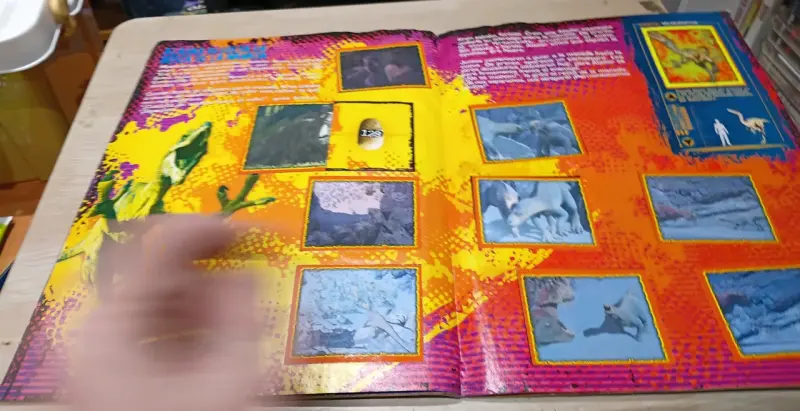 Álbum de Dinosaurios Disney Salo - 5