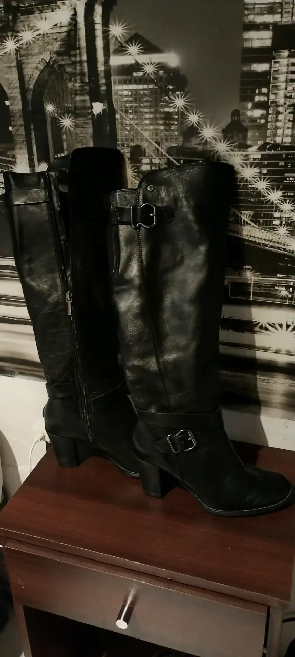 Botas de cuero negras Hush Puppies con tacón - 1