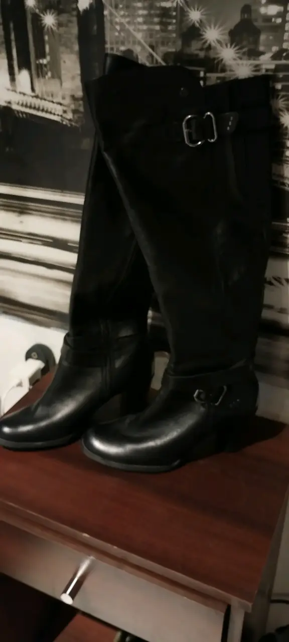 Botas de cuero negras Hush Puppies con tacón - 4