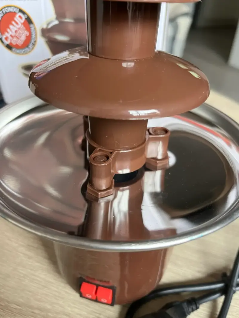 Fuente de Chocolate Mini Eléctrica - 3