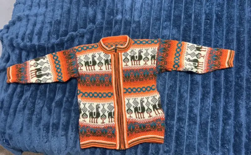 Chaleco de lana para niño con diseño de llamas