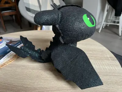 Peluche de chimuelo con ojos verdes - miniatura 2