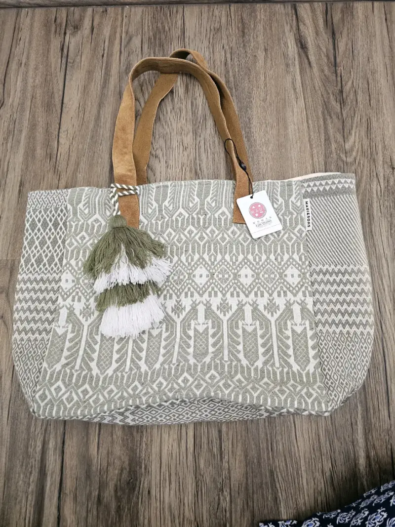 Totebag bolso estilo boho bordada - 1