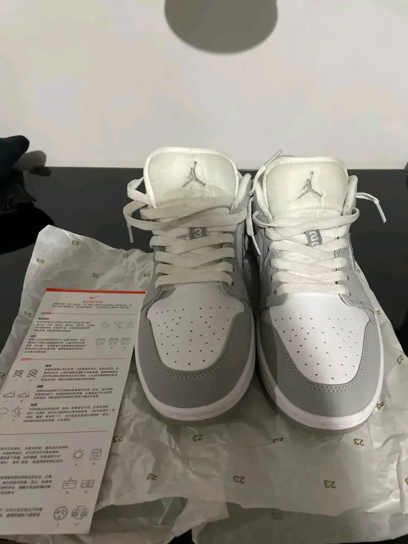 Zapatillas Nike air jordan low white Wolf grey - 1