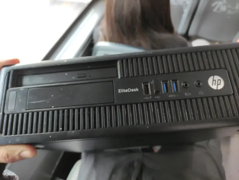 Computador de Escritorio HP EliteDesk en Buen Estado - 2