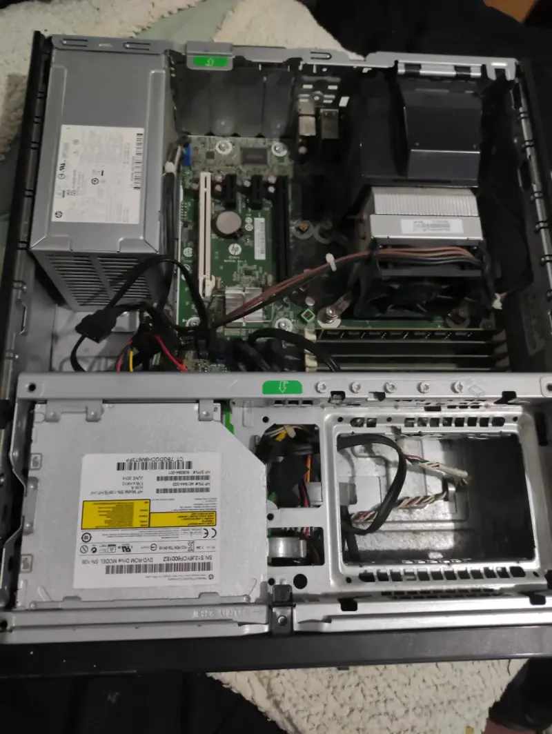 Computador de Escritorio HP EliteDesk en Buen Estado - 3