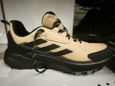 Zapatillas de trekking Adidas Terrex beige - miniatura 2