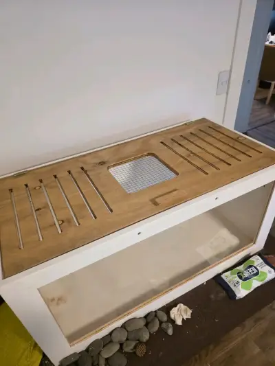 Jaula de madera para hámster con accesorios - miniatura 2