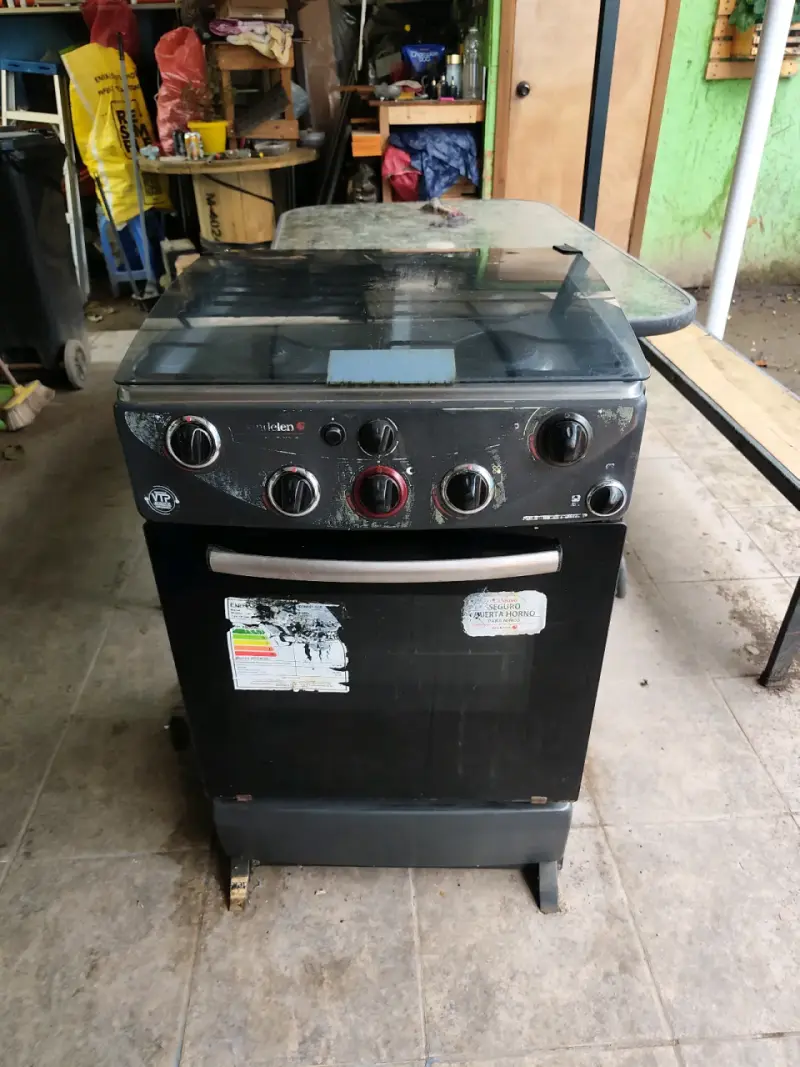 Cocina a gas Mademsa con horno y 4 quemadores - 4