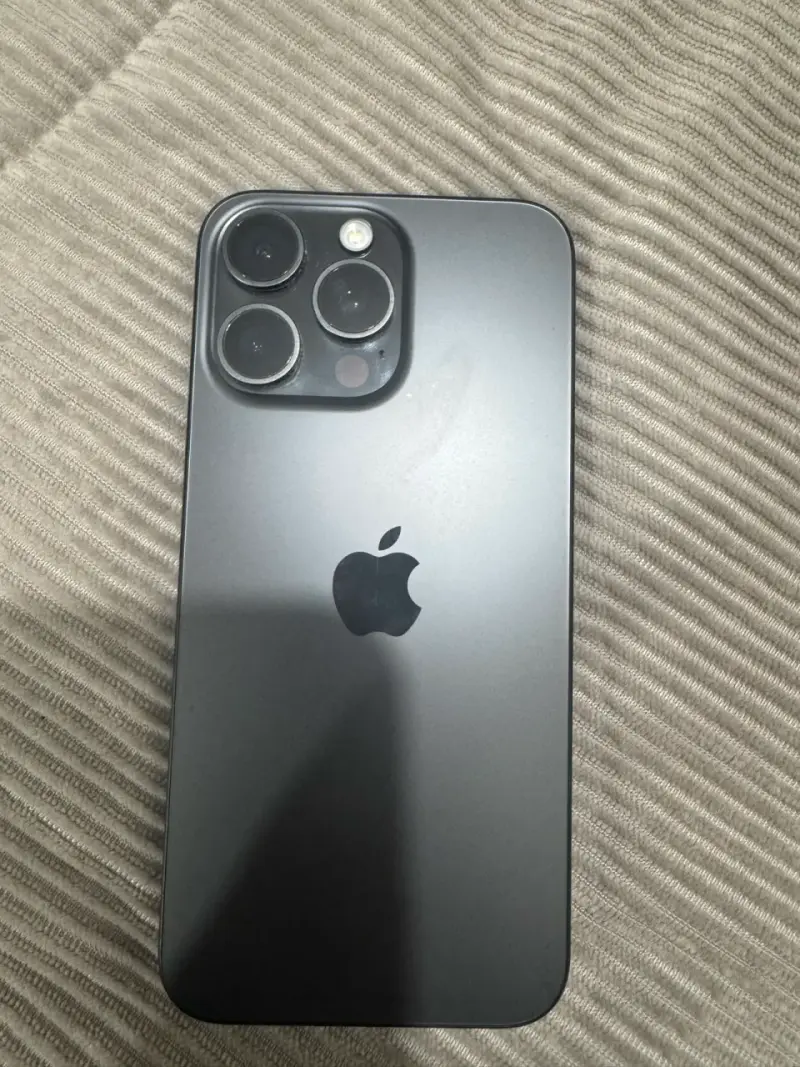 iPhone 15 Pro Max 256GB negro titanio - 4