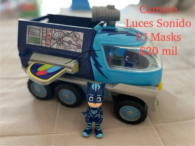 Camión de Juguete PJ Masks con Luces y Sonido