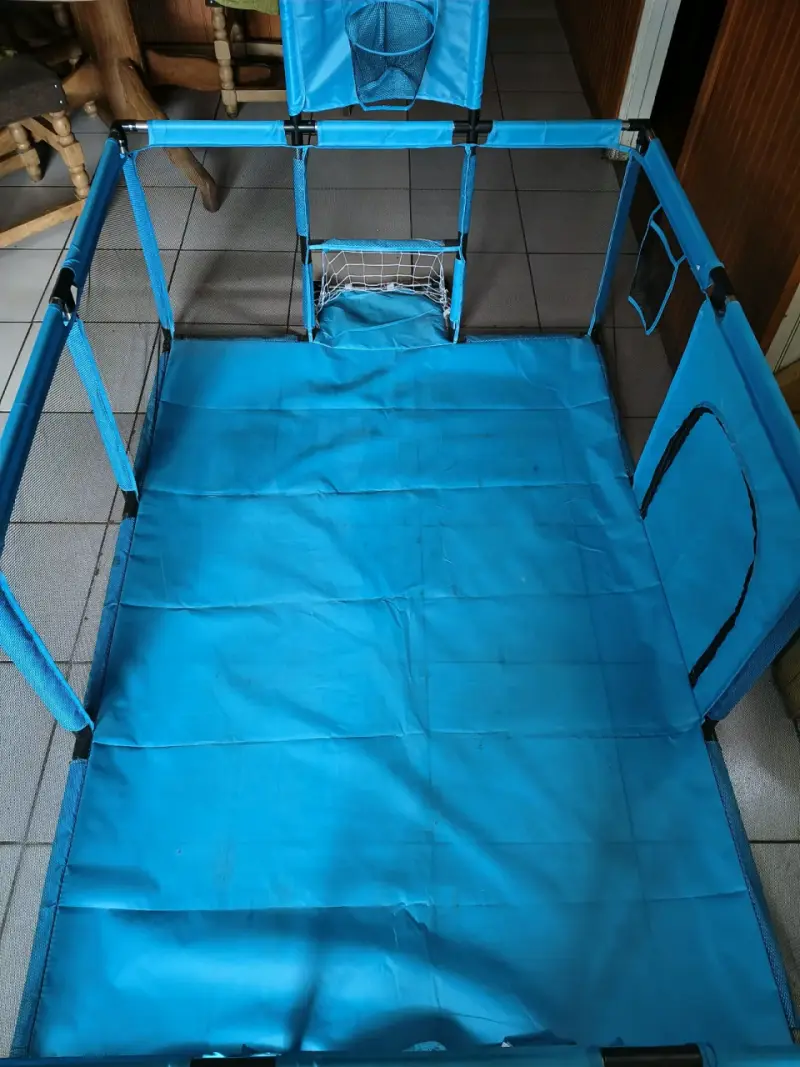 Corral de Juegos Infantil Azul con Juguetes - 2