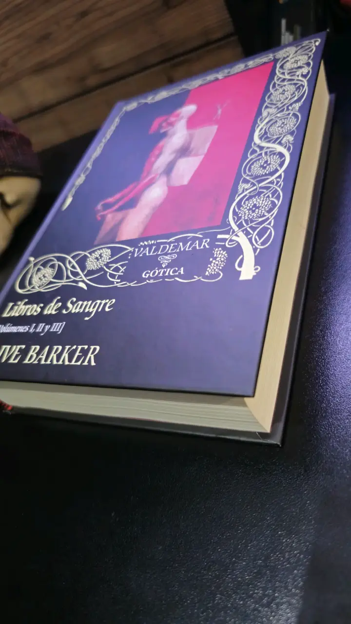 Libros de Sangre Volúmenes I, II y III de Clive Barker - 2