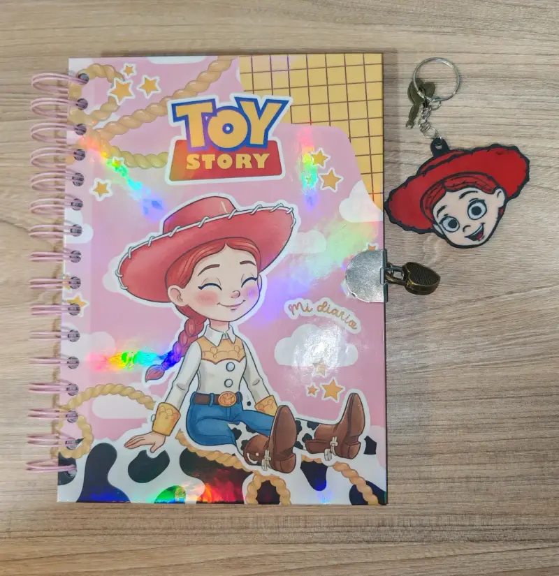 Diario Toy Story con llavero 3D y stickers - 1