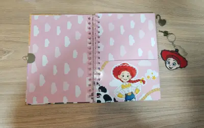 Diario Toy Story con llavero 3D y stickers - miniatura 2