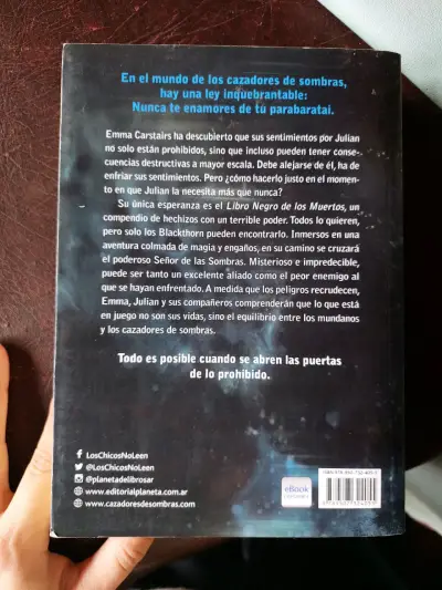 Libro El Señor de las Sombras 2do saga Renacimient - miniatura 3