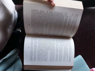 Libro El Señor de las Sombras 2do saga Renacimient - miniatura 5