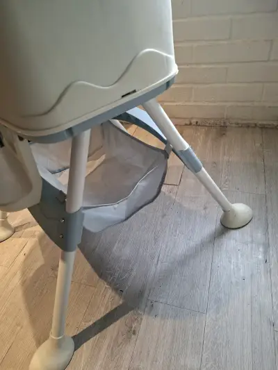 Silla de comer para bebé con bandeja ajustable - miniatura 4