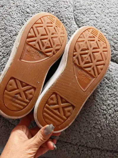 Zapatillas Converse All Star negras usadas - miniatura 2