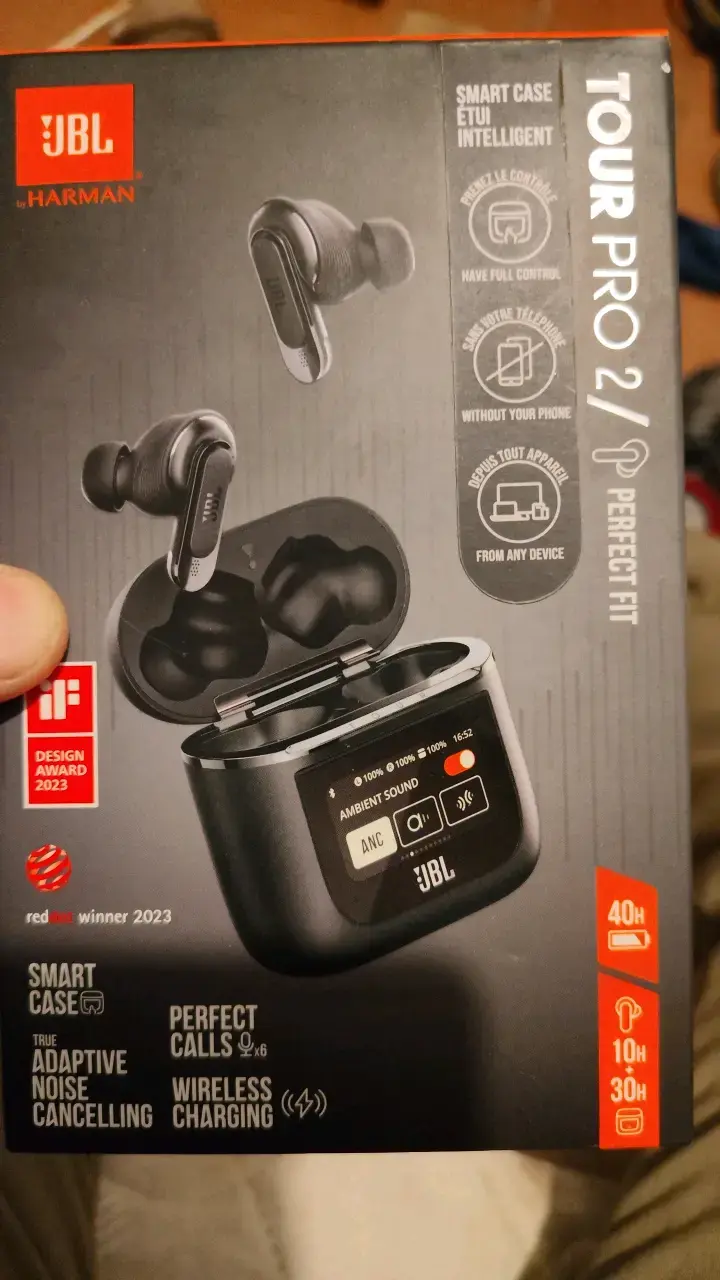 Audífonos Inalámbricos JBL Tour Pro 2 con Cancelación de Ruido - 1