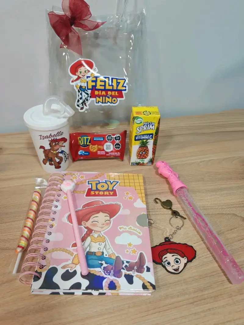 Set de Regalo Toy Story para Niños - 2
