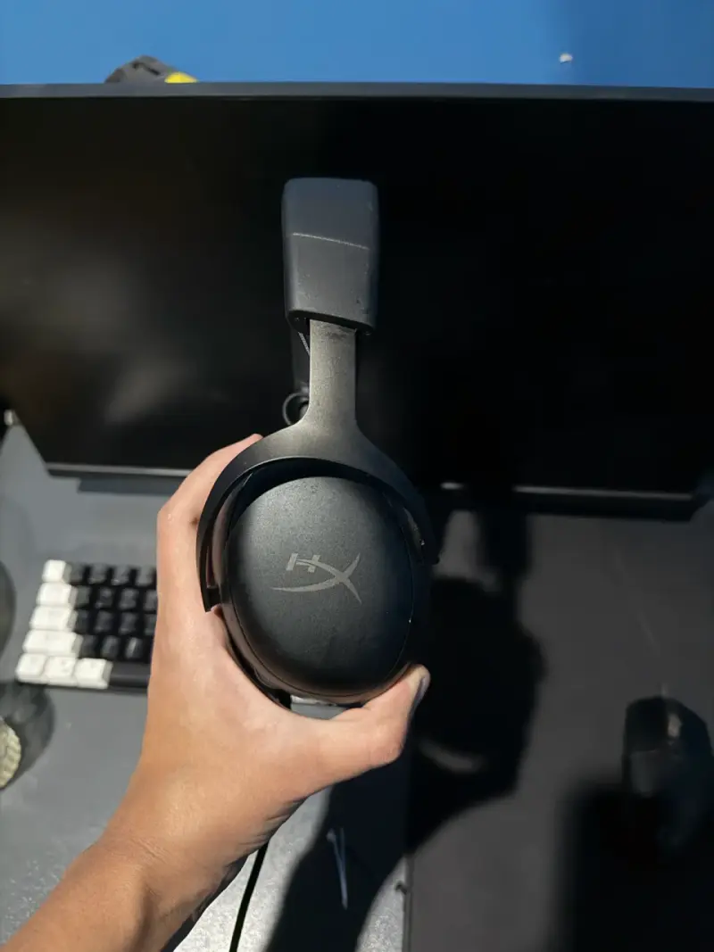 Auriculares HyperX Cloud III - 1