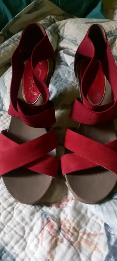 Sandalias rojas de tacón medio, marca Gacel - miniatura 1