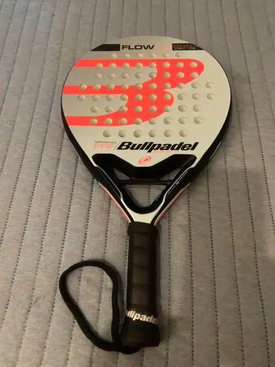 Pala de pádel Bullpadel Flow Light - miniatura 1
