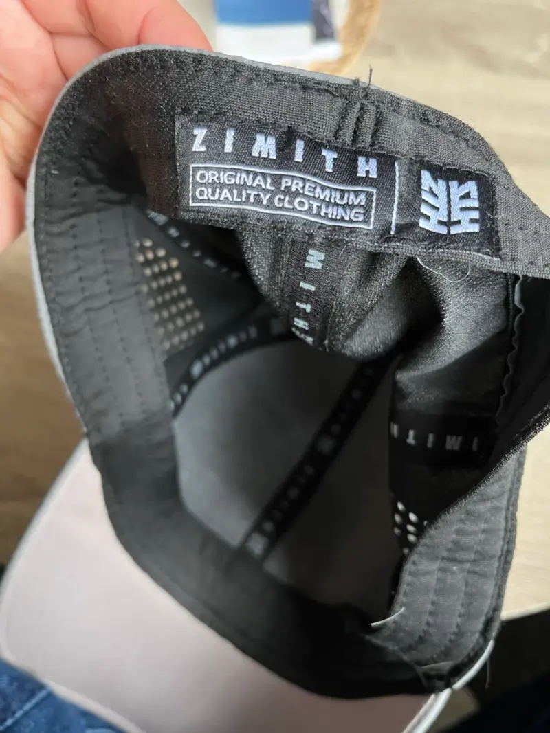 Gorra gris Essentials Zmith estilo casual - 3