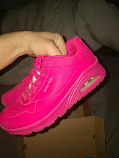 Zapatillas deportivas fucsias Skechers con amortiguación - miniatura 1