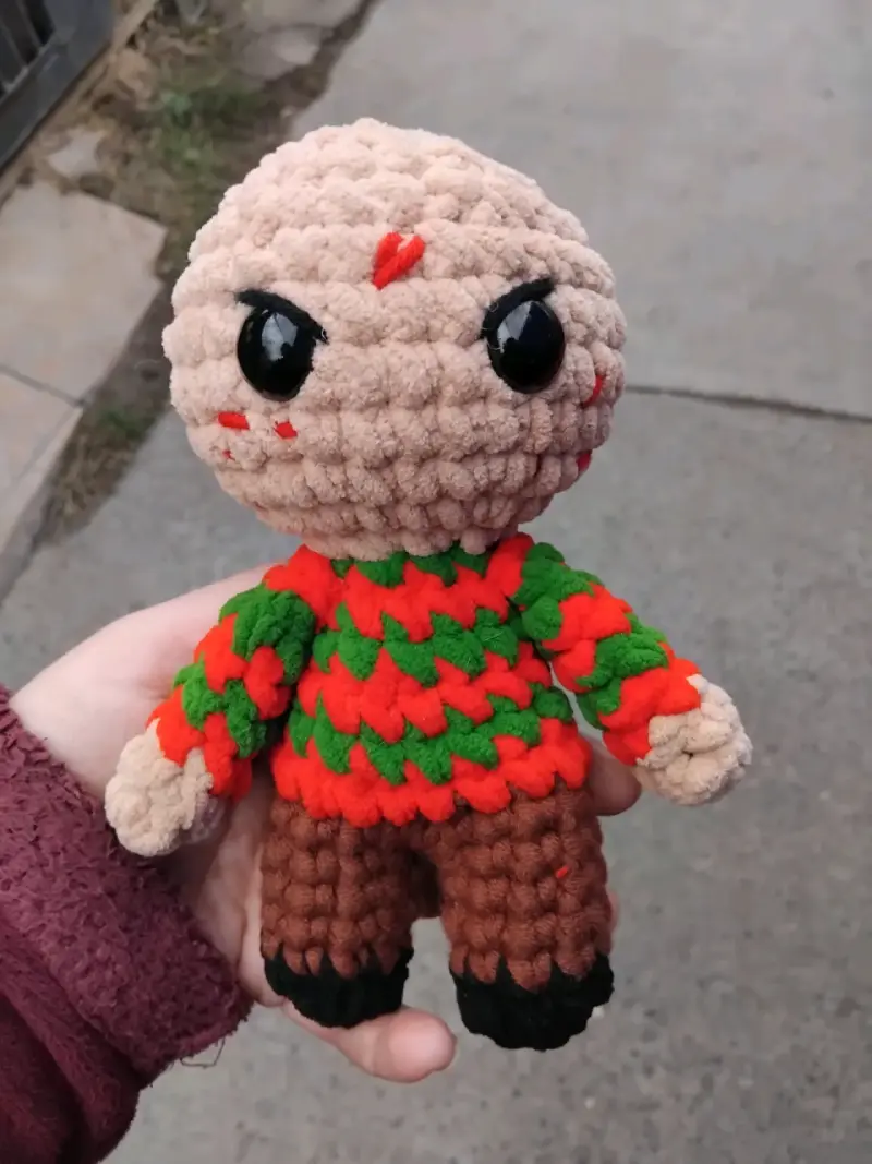 Amigurumi Freddy Krueger - 2