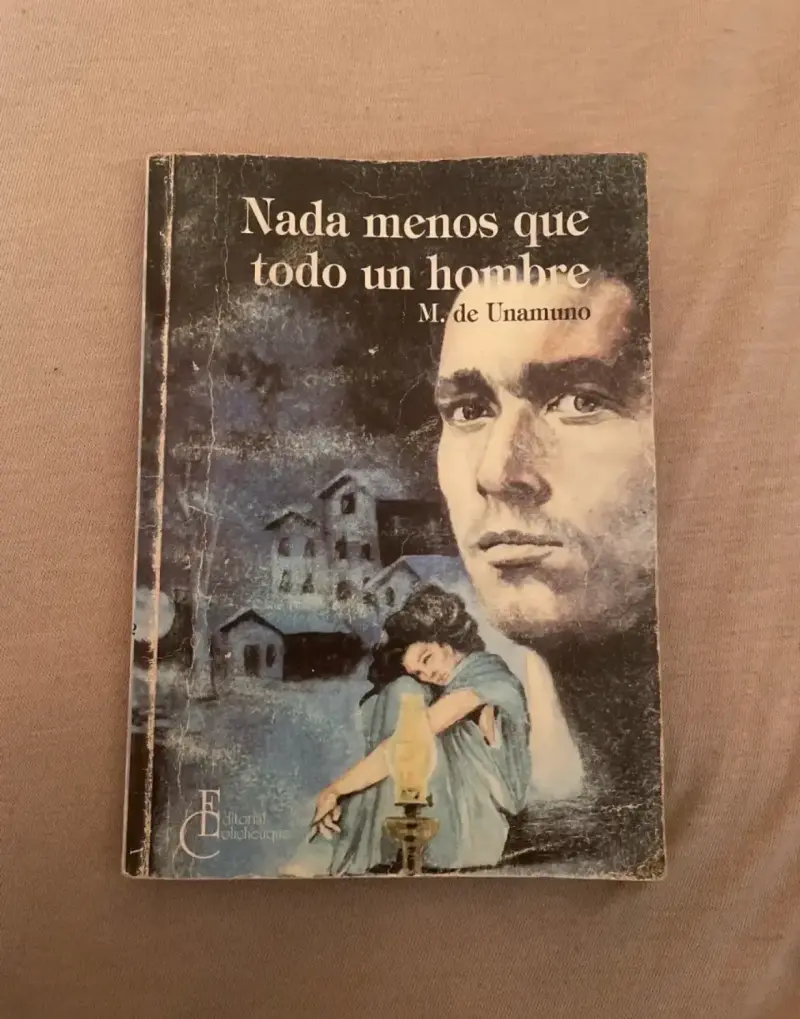 Libro 'Nada menos que todo un hombre' de Miguel de Unamuno - 1