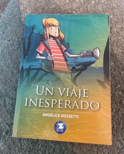 Libro 'Un Viaje Inesperado' de Angélica Dossetti - miniatura 1