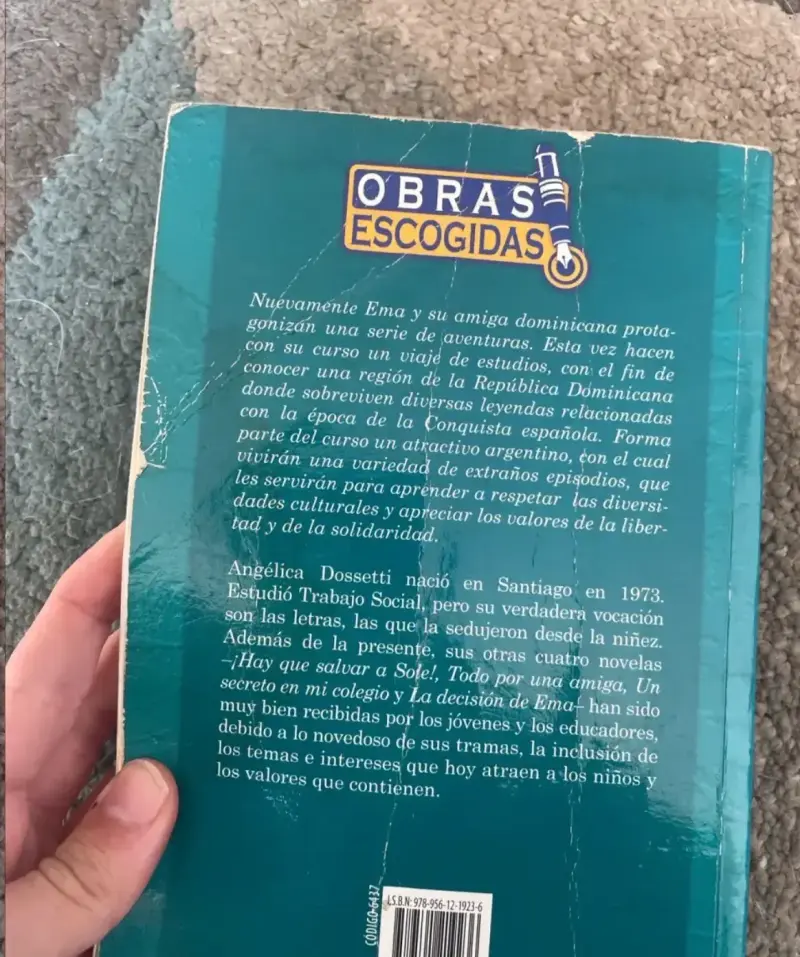 Libro 'Un Viaje Inesperado' de Angélica Dossetti - 2